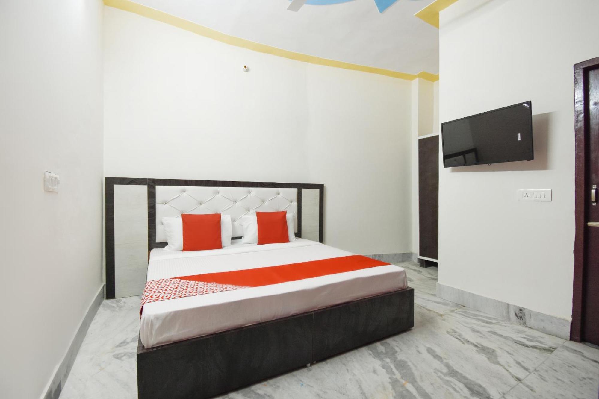 OYO 48981 Hotel HC Residency Landran Exterior foto